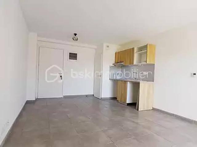 Sérignan 34410 Achat / Vente appartement 2 pièces t2 terrasse