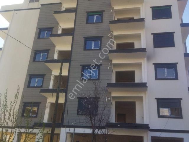 Serik Pazar Pazarı Yanı Uygun Fiyatlı Sıfır 3+1