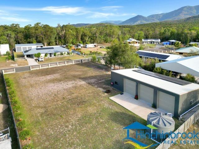 Serious Shed Space on 1,844m2 The Ultimate Cardwell Base