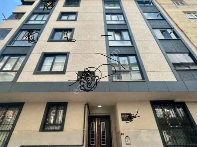 Serkan Gayrimenkulden Bahçelievler Yenibosnada 4+1 Dubleks Daire