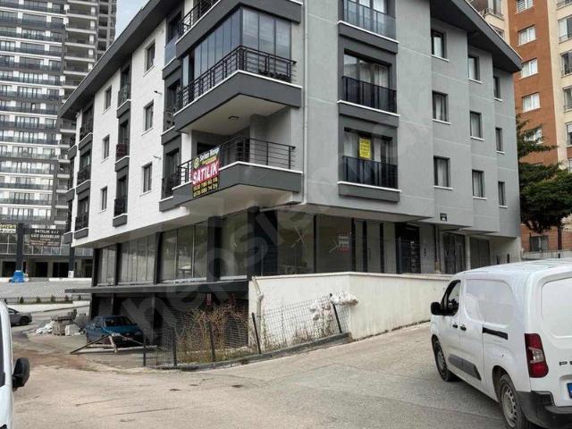 SERKAN KASAP G.MENKULDEN MERKEZİ KONUMDA K. OTO PARKLI DAİRE