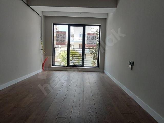 SERKANDAN BİRLİKTE 1+1 KOMBİLİ ASANSÖRLÜ OTOPARKLI DAİRE