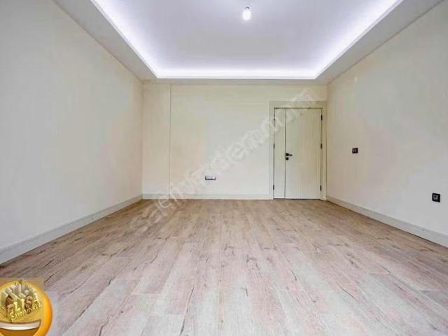 Serkent Ana Cadde Yakını Sıfır 3+1 Sıfır Lüx Satılık Takasa Açık