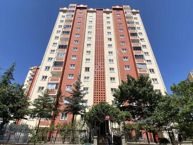 Serkent Eras Sitesi Satılık 3+1 Daire