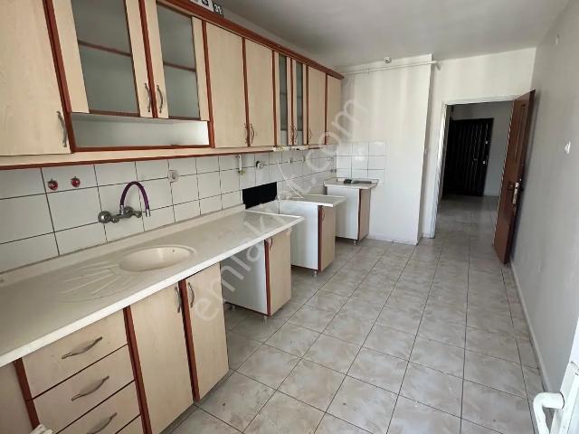 Serkent Konum Avantajlı Heryere Yürüme Mesafesinde Kiralık Daire