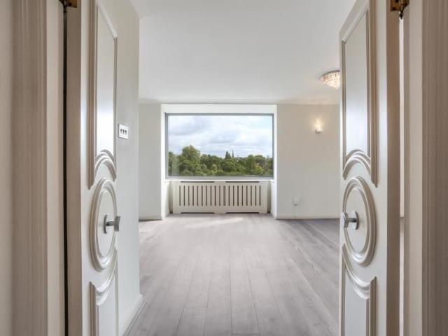 Serlby Court, Somerset Square, Kensington W14, 3 bed flat to rent, £5,633 pcm | PrimeLocation