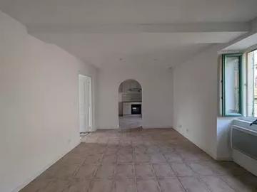 Sernhac 30210 Location appartement 2 pièces t2 au dernier étage