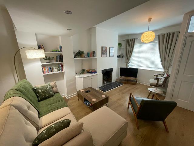 Serpentine Road, Metchley, B17 9RE, United Kingdom | 3 bed apartment for rent #160125861 | Rentberry