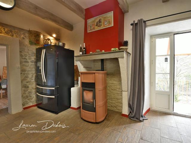 SERRES Charmante maison de ville de 122 m² avec jardin, garages et dépendances