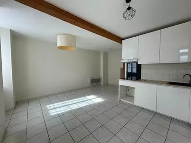 Serrières 07340 Location maison 4 pièces t4