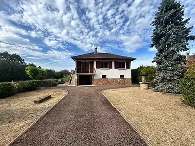 Serrières de Briord 01470 Achat / Vente maison 5 pièces t5 au dernier étage