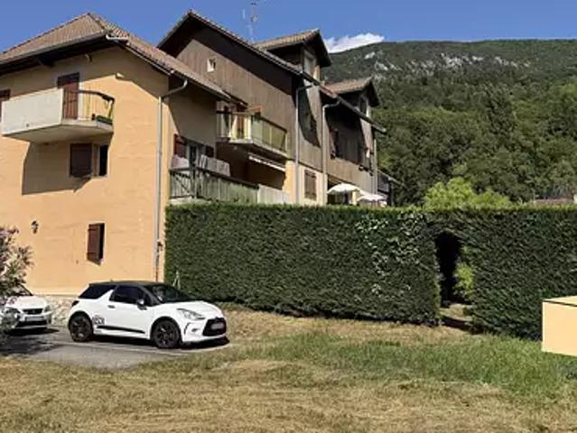 Serrières en Chautagne 73310 Achat / Vente appartement 3 pièces t3 terrasse parking