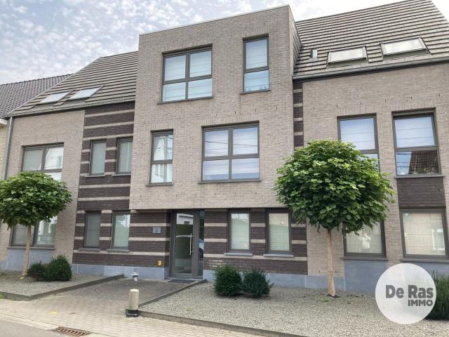 SERSKAMP Lichtrijk appartement met staanplaats