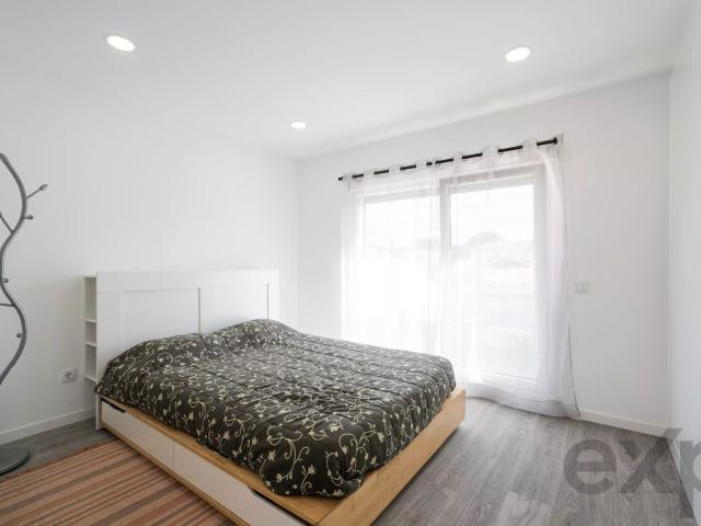 Sesimbra Moradia Isolada T3 com Piscina 135m² Castelo Sesimbra