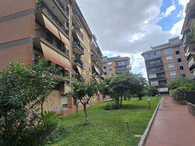 SETTEVILLE DELIZIOSO TRILOCALE ARREDATO