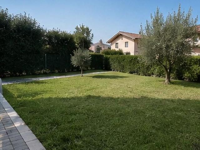Settimo appartamento con giardino privato