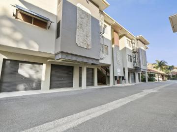 Set & Forget Investment â Leased Until Jan 2027 in Sought After Resort Complex