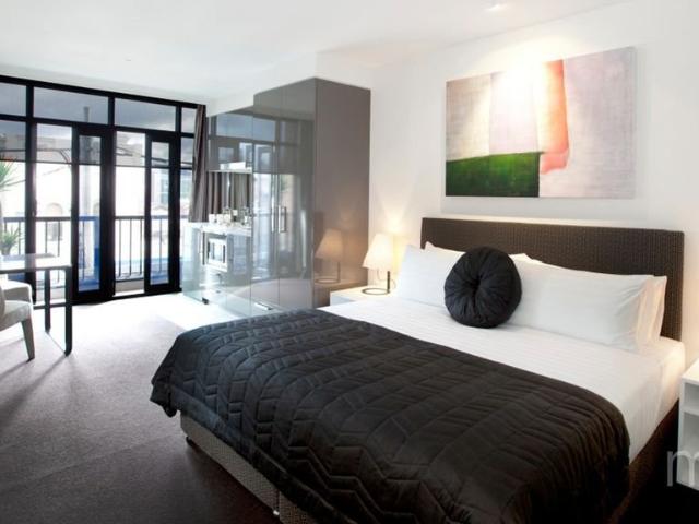 Set & forget investment opportunity in the heart of Hawthorn!