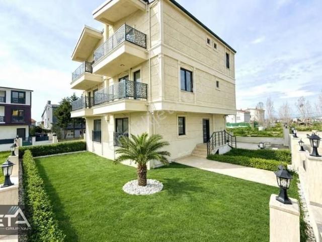 ꧁▇seta Grup▇꧂ Kapalı Mutfak 5+1 Merkezi Konum İskanlı 250 Bahçe