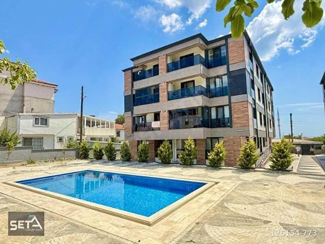 SETA GRUPHAVUZLU SİTEDE YERDEN ISITMALI OTOPARKLI 2+1 D