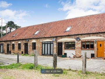 Setch Road, Setchey, King's Lynn PE33, 2 bed terraced house to rent, £780 pcm | PrimeLocation
