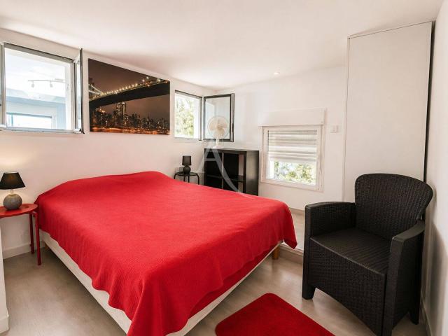 SETE CENTRE Appartement T3 triplex atypique meublé