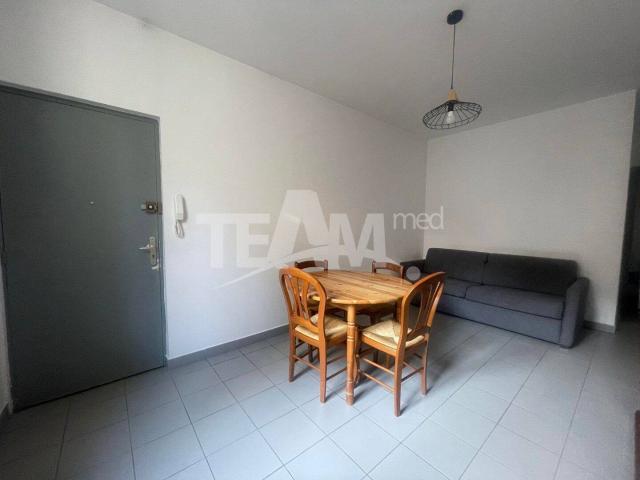 SETE T2 MEUBLE 1er étage
