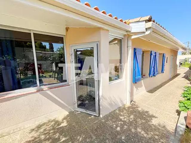 Sète 34200 Location appartement 2 pièces t2 au dernier étage
