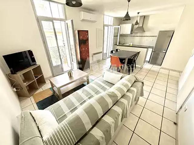 Sète 34200 Location appartement 3 pièces t3 au dernier étage balcon