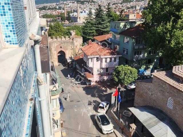 Setelden Tophane Hisarda Kiralık Kombili 2+1 Daire