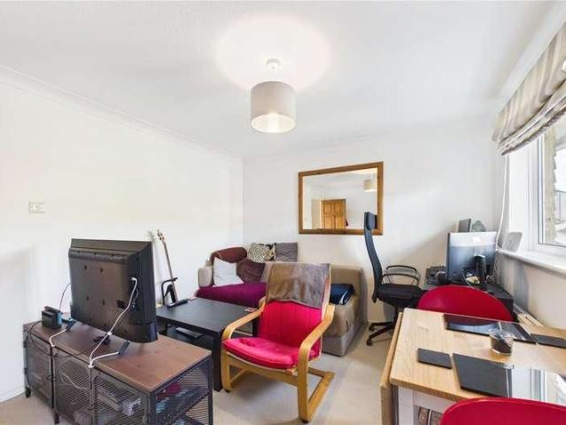 Seton Drive, Calcot, Reading, Berkshire, RG31