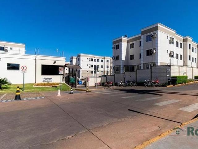 Seu novo apartamento no Dom Aquino com 2 quartos, reformado e com garagem coberta!