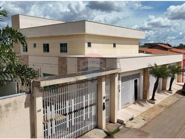 Seu Próximo Grande Investimento ou o Lar Perfeito para 3 Famílias no DF está aqui!