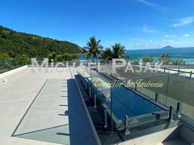 Seu refúgio pé na areia no litoral norte está aqui! Michael Pajak 11 99996 4550
