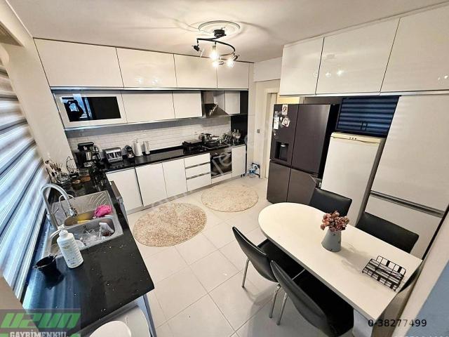 Seval Caddesi Yakını Site İçerisinde Ankara Manzaralı 3+1 160m2