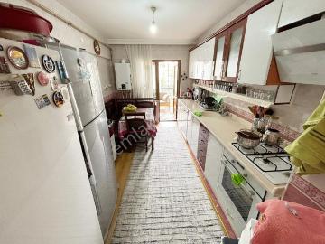 Seval Caddesinde Ara Katta 165 M2 E.banyolu 4+1 Fırsat Daire