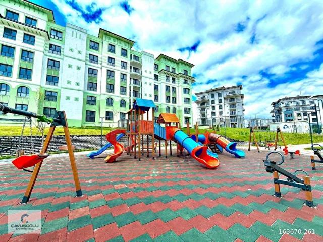 SEVDİ ÇAVUŞOĞLU'ndan 3. Etap'ta 3+1 Kiralık Daire 110m2