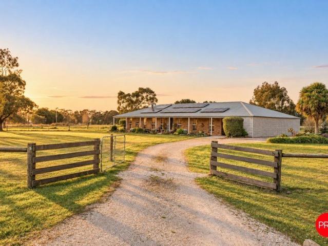 Seven Acres, A Much Loved Home and a Wonderful Kyneton Lifestyle