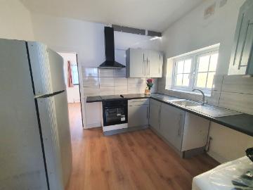 Seven Kings, Essex IG3, 3 bed flat to rent, £2,400 pcm | PrimeLocation