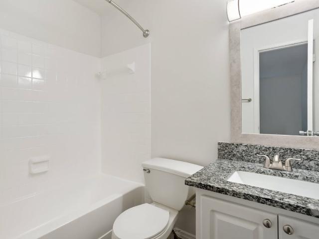 Seven Lakes at Carrollwood 1 Bedroom Apartment for Rent at 3303 N Lakeview Dr, Tampa, FL 33618