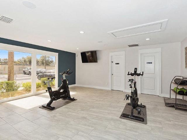 Seven Lakes at Carrollwood 1 Bedroom Apartment for Rent at 3303 N Lakeview Dr, Tampa, FL 33618