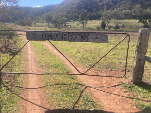 'Seven Oaks' Productive Creek Flats & Grazing Country