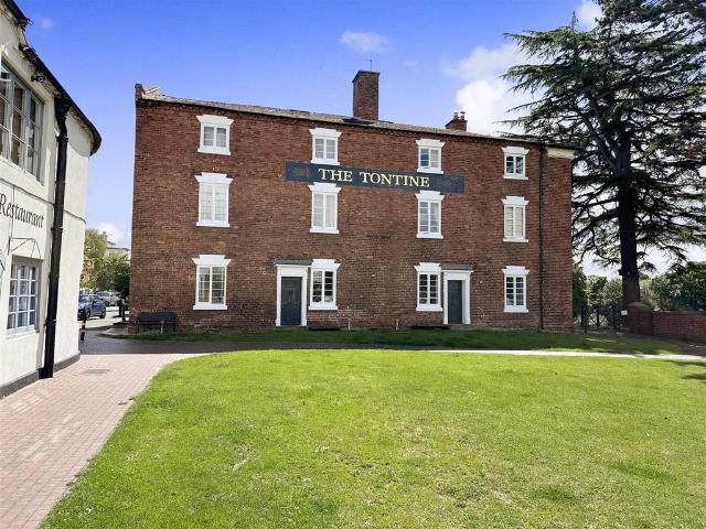 Severn Side, Stourport On Severn 4 bed house to rent £1,370 pcm £316 pw