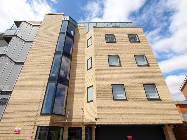 Severn Place, Cambridge CB1, 2 bed flat to rent, £1,695 pcm | PrimeLocation
