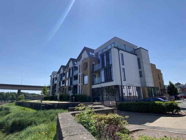 Severn Quay, Chepstow NP16, 3 bed flat to rent, £2,175 pcm | PrimeLocation