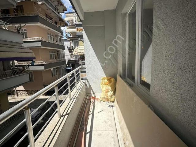 Sevgi Emlaktan Satılık Fırsat Daire