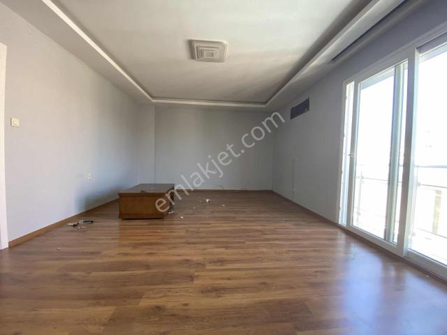 Sevgi Mah Kiralık 3+1 Daire 130 M2
