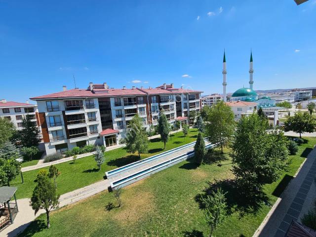 Sevgim'den Durusılya Sitesinde Satılık Lüks 3+1 Daire