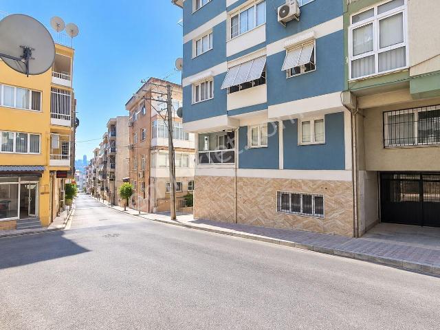 Sevgiyolu’na Yürüme Mesafesinde İzban’a Yakın Doğalgazlı Otoparklı 2+1 Kiralık Daire