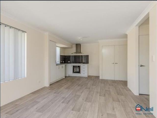SEVILLE GROVE 3X2 BEAUTIFUL PRESENTED HOME